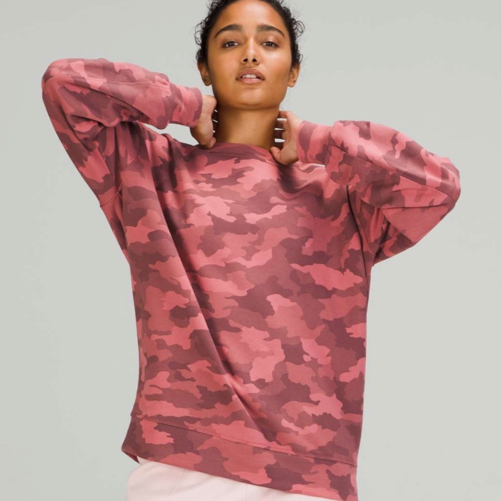 Lululemon Perfectly Oversized Crew Heritage 365 Camo Brier Rose Multi EUC